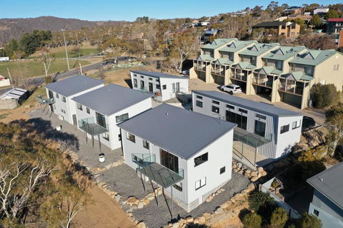 TheNix Jindabyne - Holiday Byron Bay 1