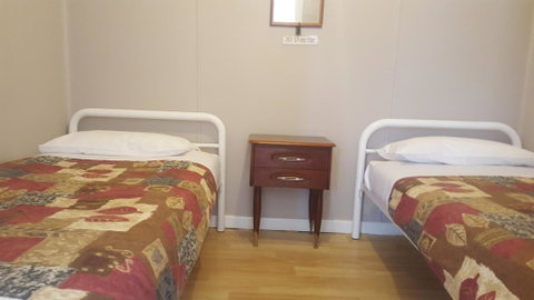 Tingle All Over Budget Accommodation - Holiday Byron Bay 3