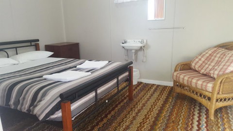 Tingle All Over Budget Accommodation - Holiday Byron Bay 1
