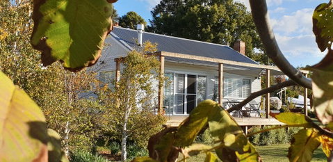 Toms Cottage - Wilgowrah -A Country Escape - Holiday Byron Bay 0