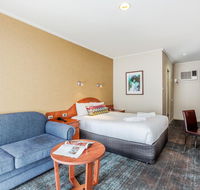 Tonsley Hotel - Holiday Byron Bay