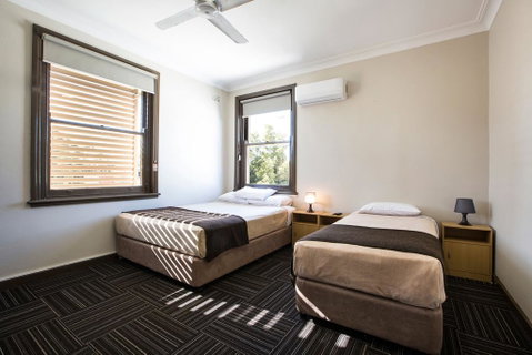 Toongabbie Hotel - Holiday Byron Bay 1