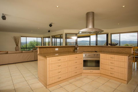 Top Views On Lakewood - Holiday Byron Bay 1