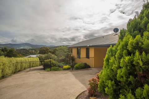 Top Views On Lakewood - Holiday Byron Bay 2