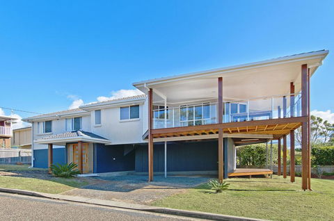 TOPVIEWS - 15Second Av BH - Holiday Byron Bay 0