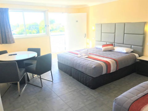 Toukley Motor Inn - Holiday Byron Bay 1