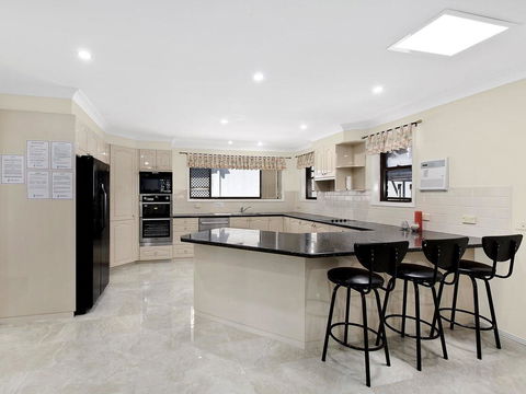 Toukley Waterfront House - Holiday Byron Bay 3