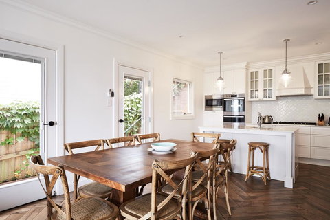 Tranquil Location With An Even Better View - Holiday Byron Bay 1