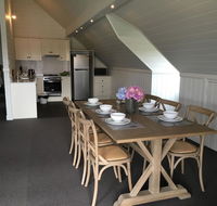 Travertines Wines Apartment - Holiday Byron Bay