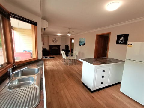 Treetops Hideaway - Holiday Byron Bay 3