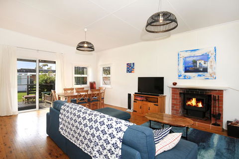 Triangulo @ Culburra - Pet Friendly - 2 Mins To Beach - Holiday Byron Bay 0
