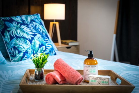 Tropic Studio, A Unique Hidden Gem! - Holiday Byron Bay 0