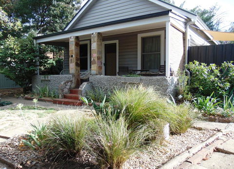Twin Palms Castlemaine - Holiday Byron Bay 3