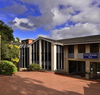 Twin Towers Inn - Holiday Byron Bay