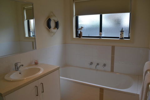Ulmara Unit 1 - Holiday Byron Bay 2