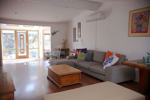 Unawatuna House @ Cape Woolamai - Holiday Byron Bay 1