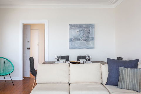 Unbelievable Clifftop Townhouse With Ocean Views - Holiday Byron Bay 3