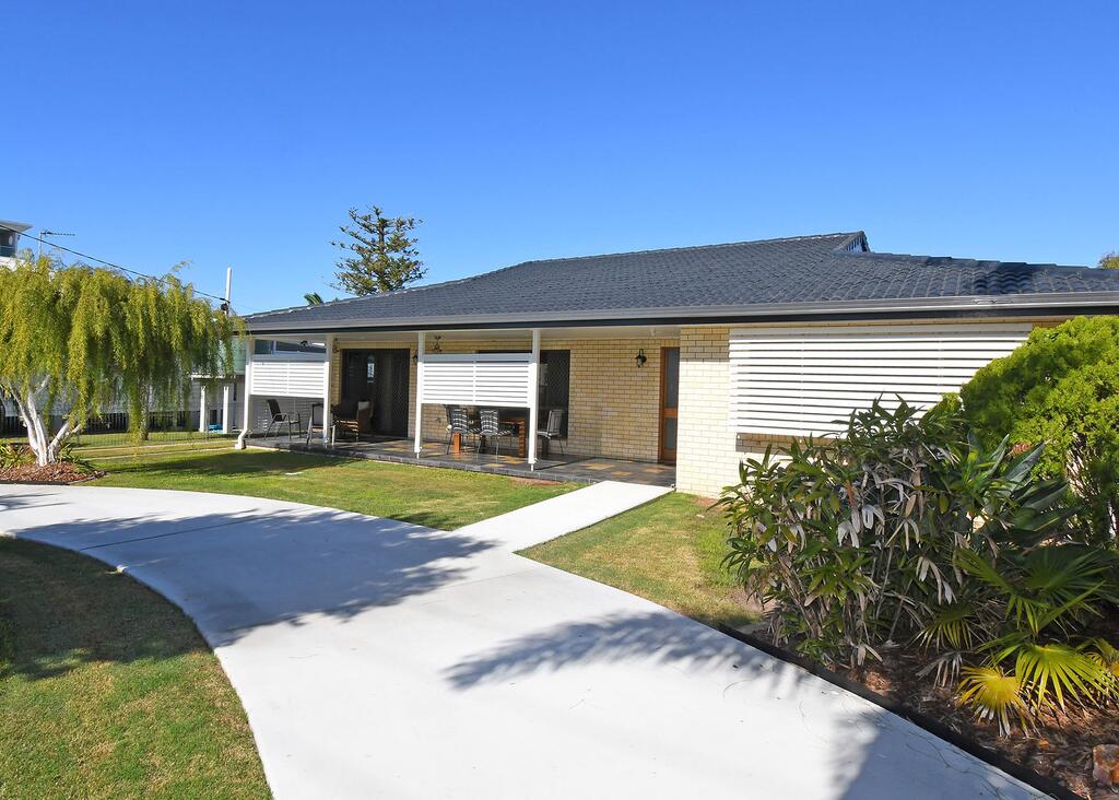  Holiday Byron Bay