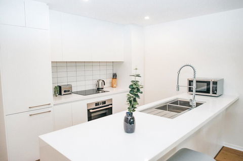 Urban Rest - Kerridge St - Holiday Byron Bay 2