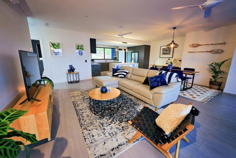 Valle Vista Luxury Apartments - Holiday Byron Bay 0