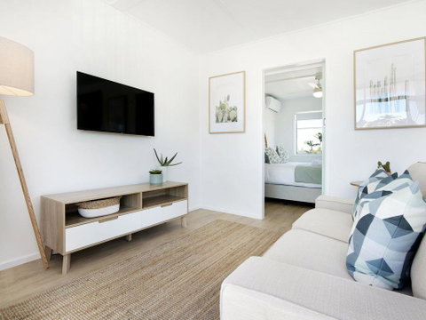 Ventura Beach Motel - 1 Bedroom - Holiday Byron Bay 0
