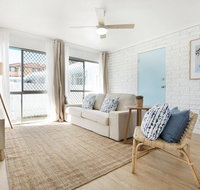 Ventura Beach Motel 3 Bedroom Poolside - Holiday Byron Bay