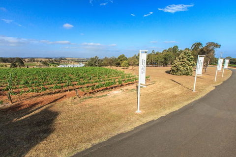 Verona Vineyard Cottage - Holiday Byron Bay 2