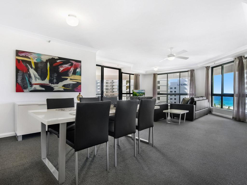 Broadbeach QLD Holiday Byron Bay