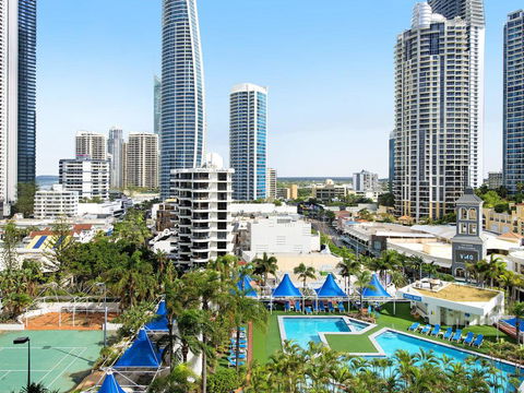View - In Heart Of Surfers Paradise - Holiday Byron Bay 0
