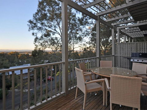 Villa 3br Bordeaux Resort Condo Located Within Cypress Lakes Resort (nothing Is More Central) - Holiday Byron Bay 0