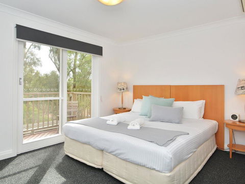 Villa 3br Tranquility Resort Condo Located Within Cypress Lakes Resort (nothing Is More Central) - Holiday Byron Bay 1