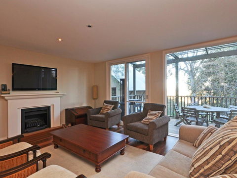 Villa 3br Vista Resort Condo Located Within Cypress Lakes Resort (nothing Is More Central) - Holiday Byron Bay 3