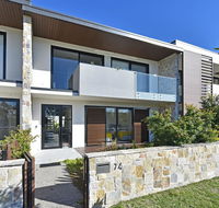 Villa Capri Waterside at Trinity Point - Holiday Byron Bay