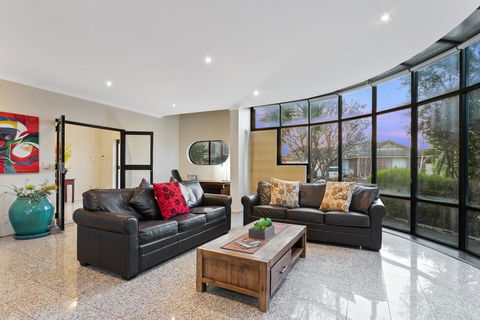 Villa De Marseilles - Melbourne - Holiday Byron Bay 0