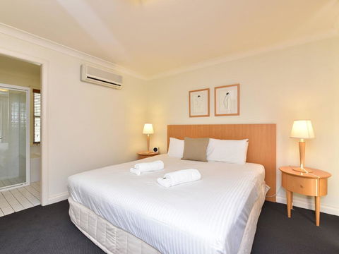 Villa Executive 2br Ferre Resort Condo Located Within Cypress Lakes Resort (nothing Is More Central) - Holiday Byron Bay 1