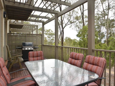 Villa Executive 2br Rose Resort Condo Located Within Cypress Lakes Resort (nothing Is More Central) - Holiday Byron Bay 2