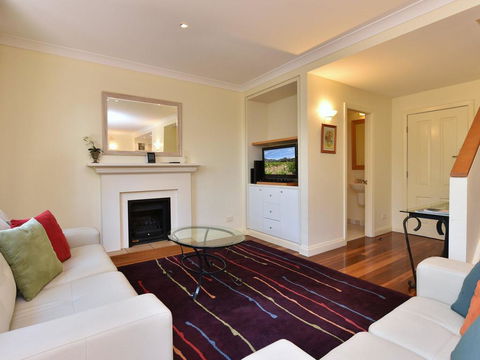 Villa Executive 2br Shiraz Resort Condo Located Within Cypress Lakes Resort (nothing Is More Central) - Holiday Byron Bay 3