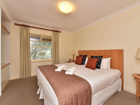 Villa Executive 2br Shiraz Resort Condo Located Within Cypress Lakes Resort (nothing Is More Central) - Holiday Byron Bay 2