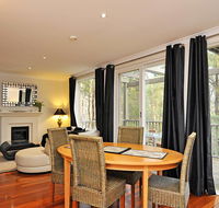 Villa Executive 2br Valley Views Resort Condo located within Cypress Lakes Resort nothing is more central - Holiday Byron Bay