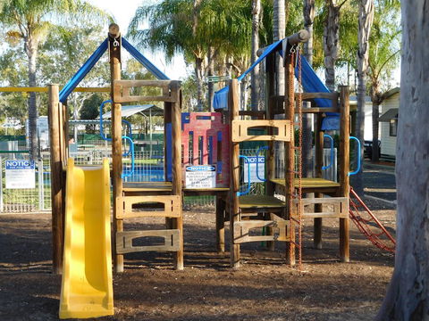Villa Holiday Park - Holiday Byron Bay 1