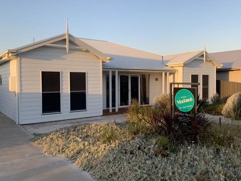 Villa Malmo - Holiday Byron Bay 0
