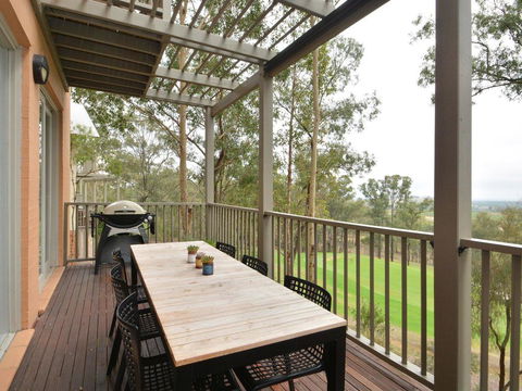 Villas Diciotto (sleeps 18) Resort Condos Located Within Cypress Lakes Resort (nothing Is More Central) - Holiday Byron Bay 0