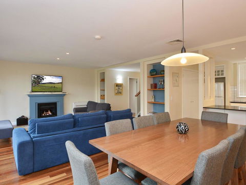 Villas Dodici (Sleeps 12) Resort Condos Located Within Cypress Lakes Resort (nothing Is More Central) - Holiday Byron Bay 3