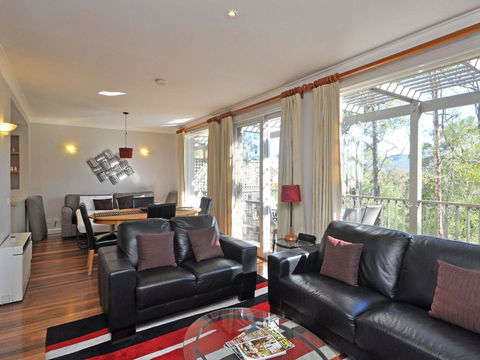 Villas Treinta (Sleeps 30) Resort Condos Located Within Cypress Lakes Resort (nothing Is More Central) - Holiday Byron Bay 3