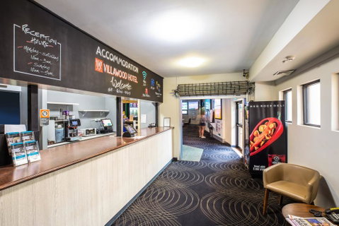 Villawood Hotel - Holiday Byron Bay 1