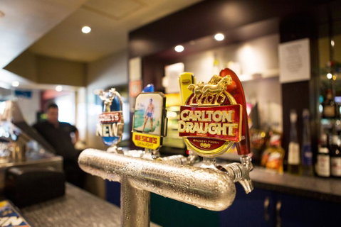 Villawood Hotel - Holiday Byron Bay 3