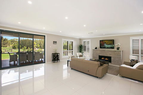 Vin De Vie - Holiday Byron Bay 2