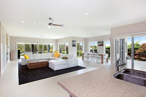Vista One - Holiday Byron Bay 1