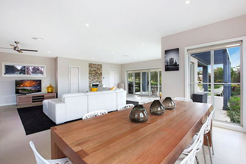 Vista One - Holiday Byron Bay 3