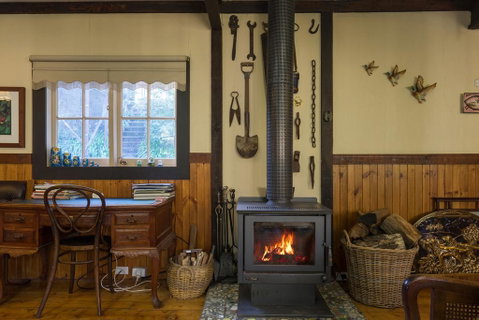 Walhalla Coach House - Holiday Byron Bay 2